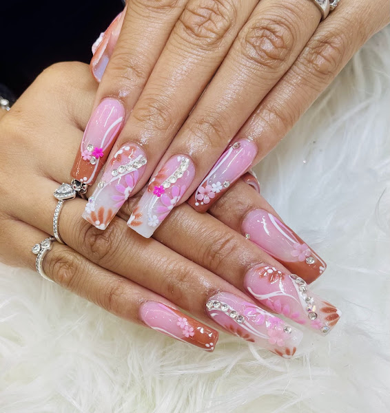 Venus Nails, Lashes & Spa 5