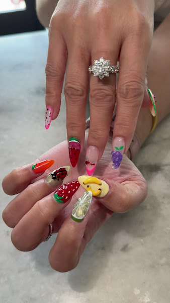 Q Nails and Spa 3