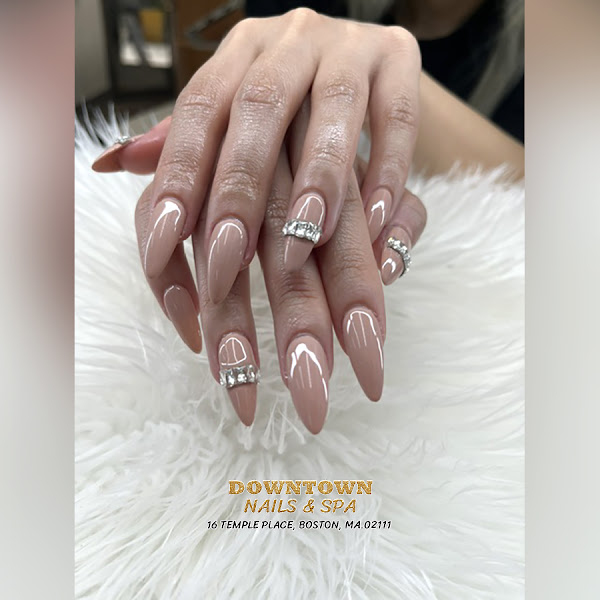 DOWNTOWN NAILS & SPA LLC 4