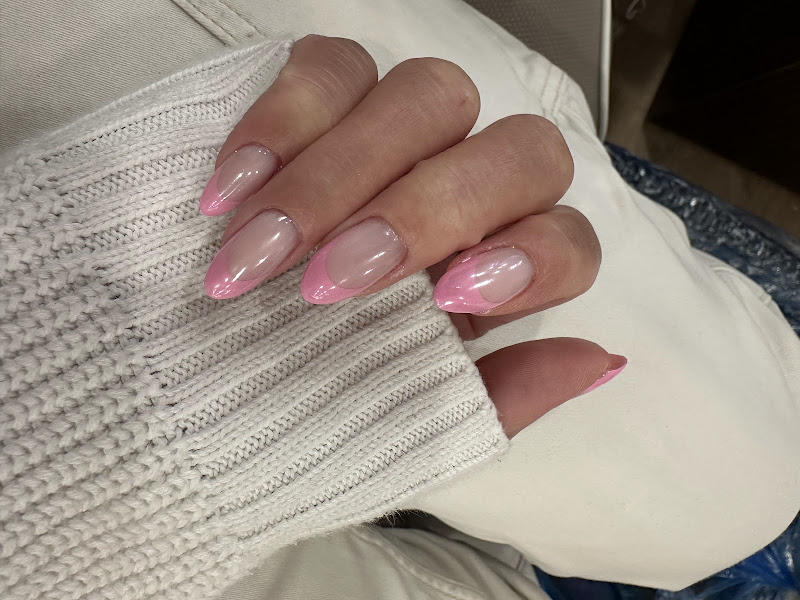 Boston’s Nail Lounge 4
