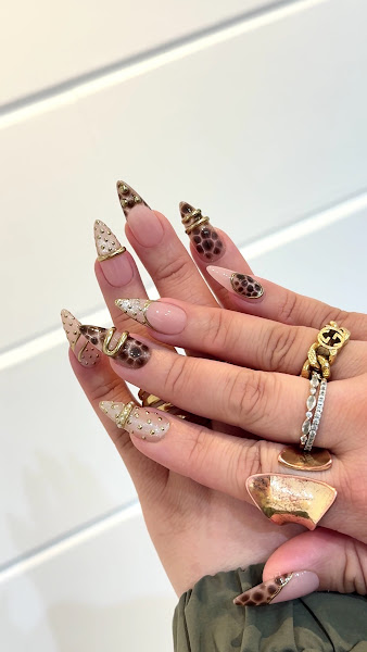 Tanghulu Nails 3