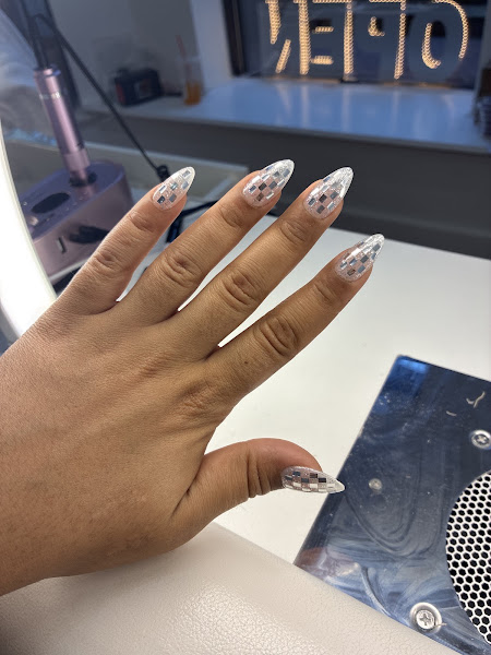 Tanghulu Nails 4
