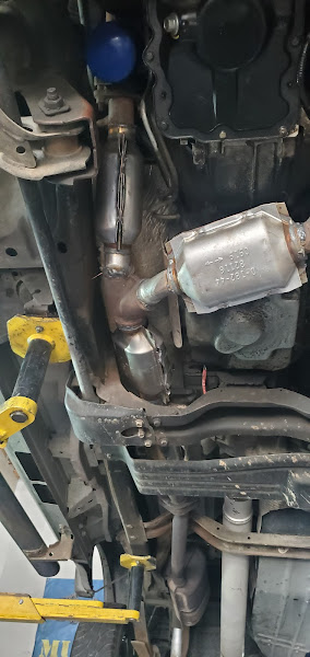 MUFFLERS & AUTO REPAIR GARAGE 4