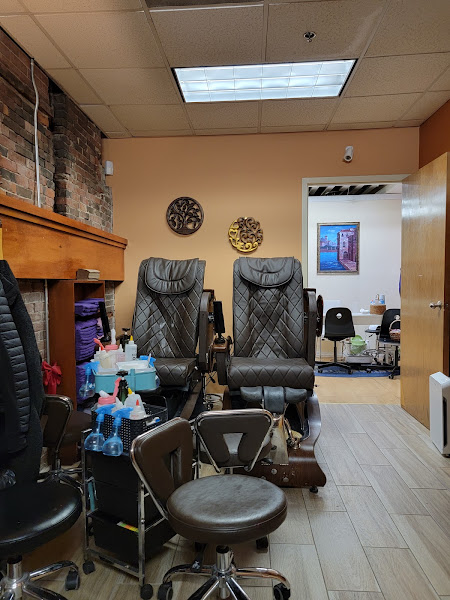 RelaxSation Massage Therapy & Nails 5