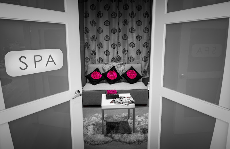 Le Visage Spa in Boston at Sola Salons 5
