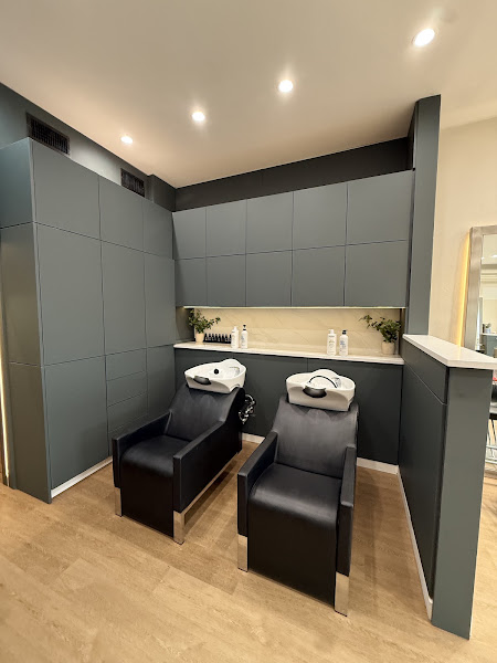 V&O Salon 5