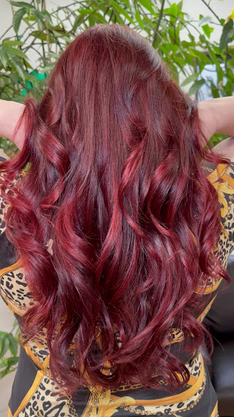 T AND T HAIR SALON 3