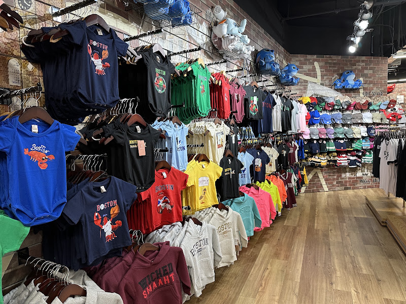 Boston & Boston Gift Shop 4