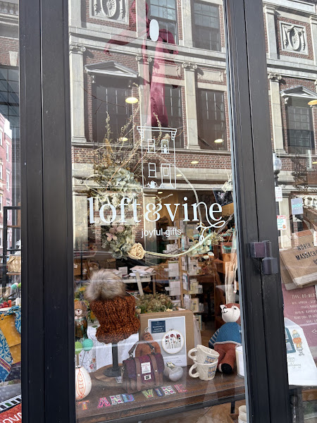 Loft & Vine