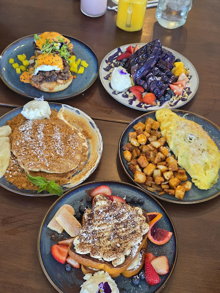 8th Haus Cafe 3