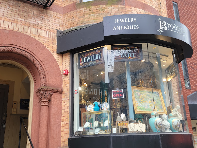 Brodney Antiques & Jewelry 2