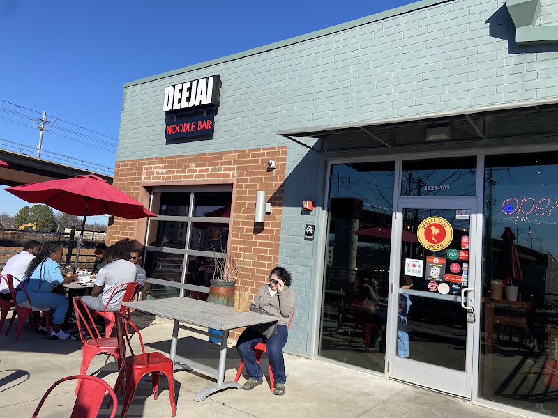 Deejai Noodle Bar 2