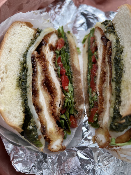 Mochi's Deli 4