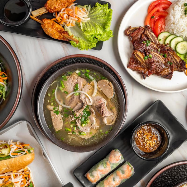 Lula - Banh Mi & Pho (Arboretum) 4