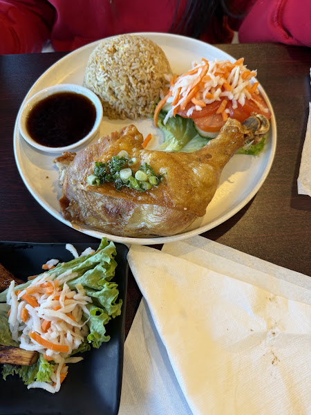 Lula - Banh Mi & Pho (Arboretum) 5