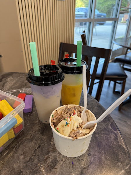 Velvet Charlotte - Boba Tea and Rolled Ice-Cream 5