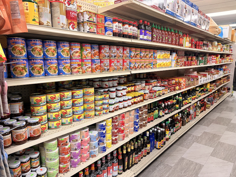 S&W Asian Grocery Store 3