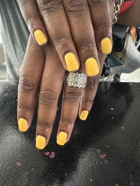 vanity nail bar south end 5