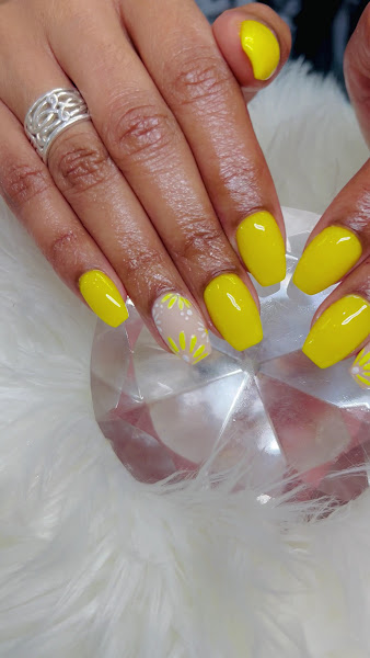 vanity nail bar midtown 3