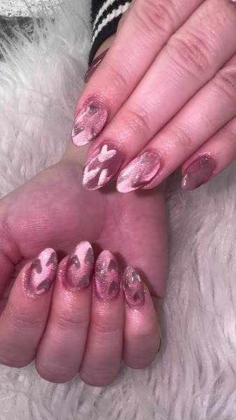Tipsy Nail Bar 3