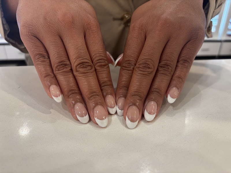Elegant Nails & Waxing (Happy Hours: 10% OFF Coupon) 3