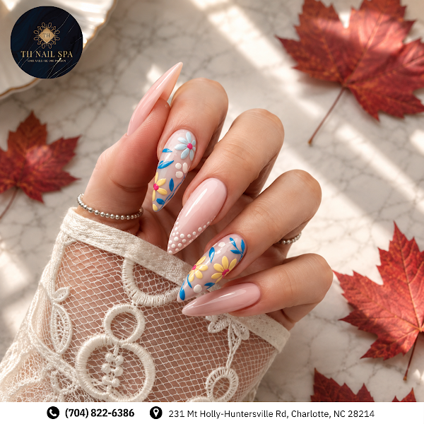T H Nail Spa 4