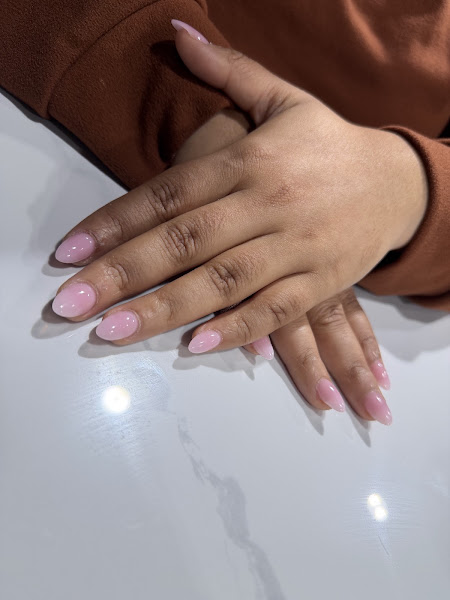 Vi Nails 5