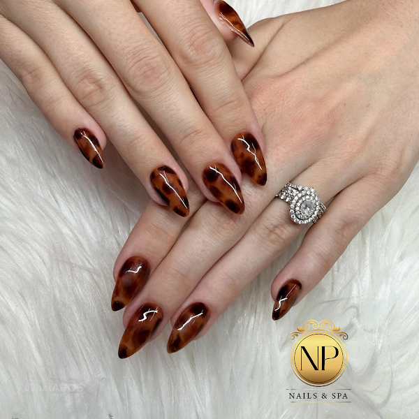 NP NAILS SPA 4