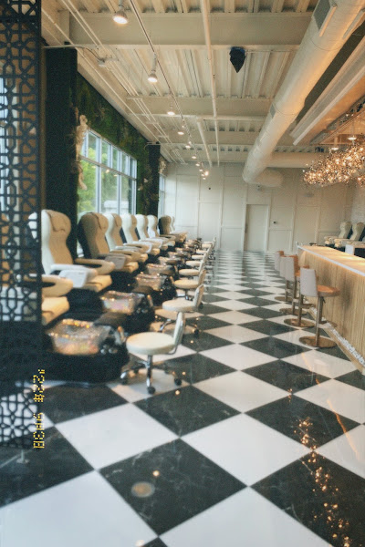 Mōdish Nail Spa Plaza Midwood 2