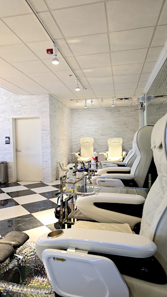 Mōdish Nail Spa Plaza Midwood 3