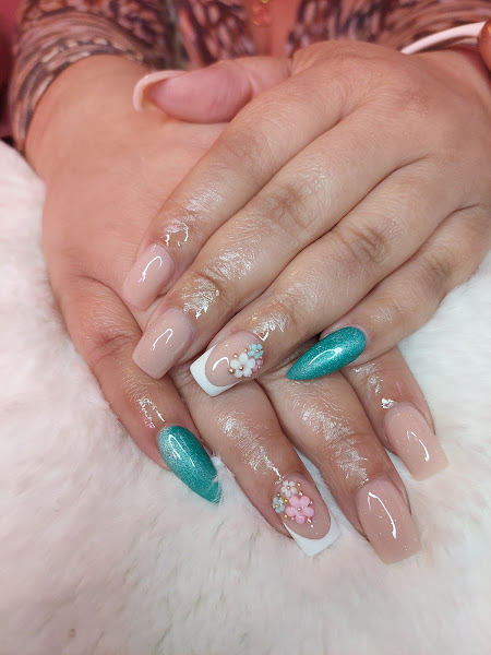 Pretty N Pink Nail Studios, LLC 4