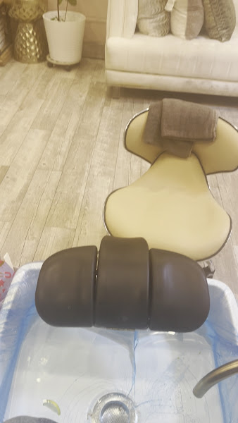 J'Adore Nail Boutique 3