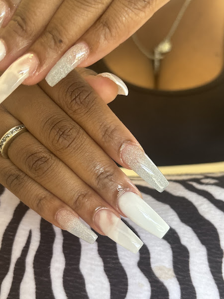 House of Nails LLC