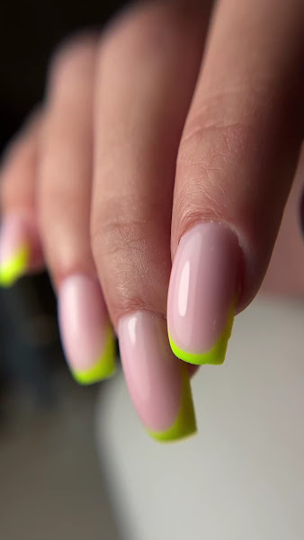 Cretu Nail Spa & Bar (Russian Manicure) 3