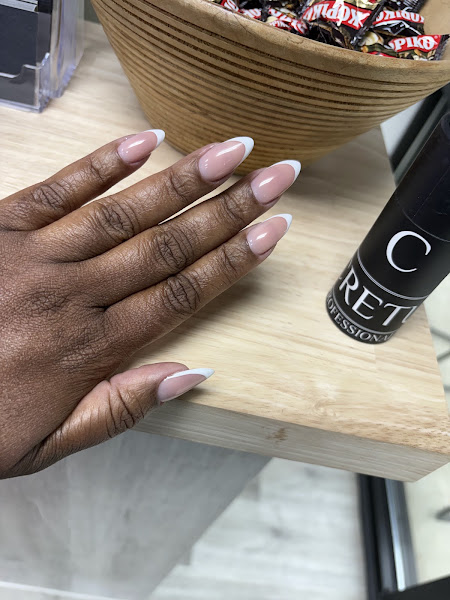 Cretu Nail Spa & Bar (Russian Manicure) 4