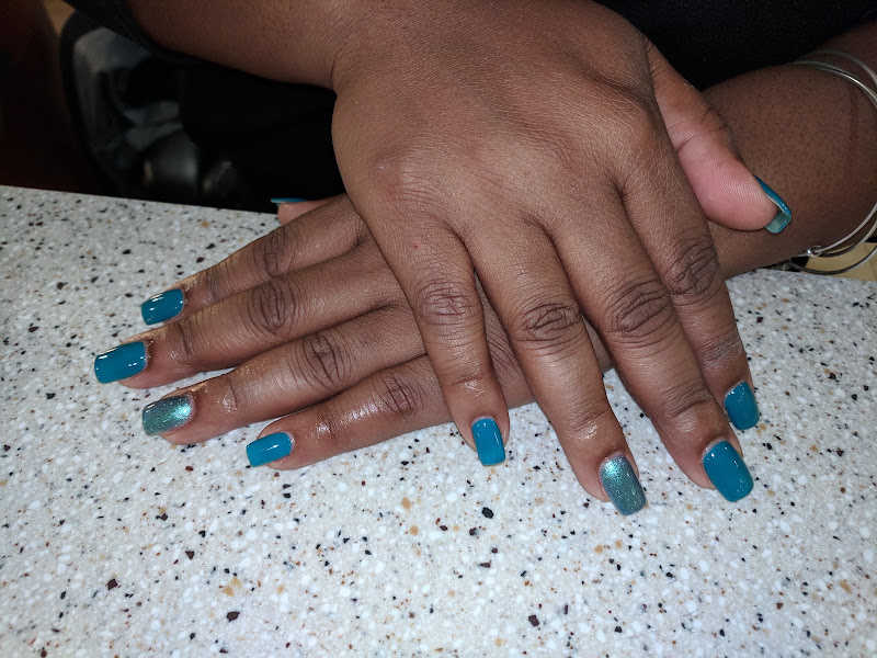 The Nail Lounge 4