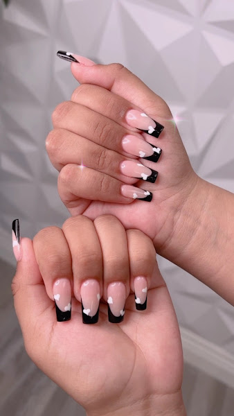 V Nails & Spa 2