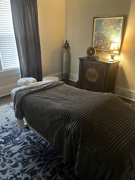 Zen Massage & Chiropractic 4