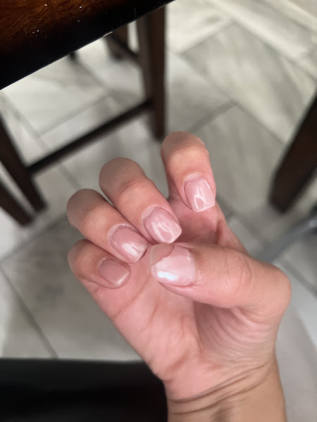 Gloss Nail Bar 3