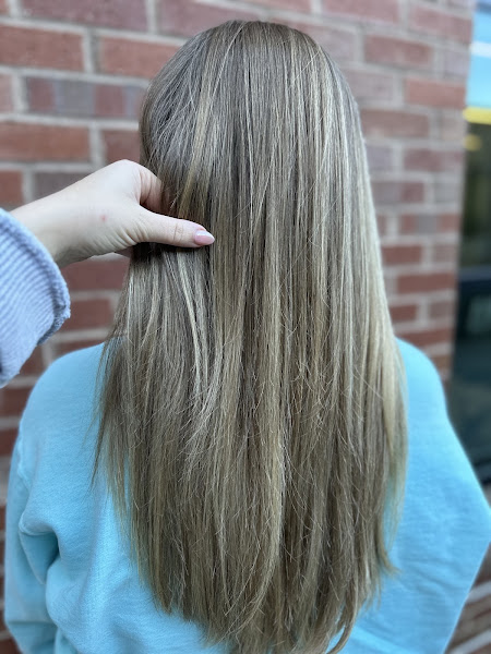 Sahara Salon 4