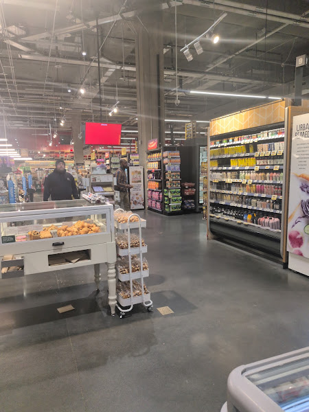 Whole Foods Market 4