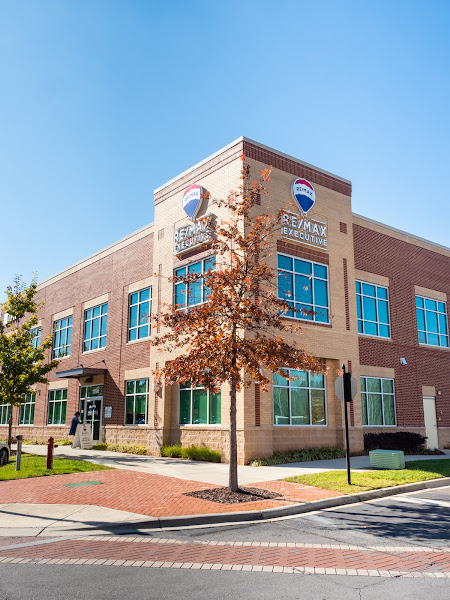 The Premier Team of RE/MAX Executive - Charlotte, NC 4