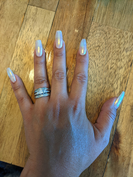 Luxury Nail Salon 2