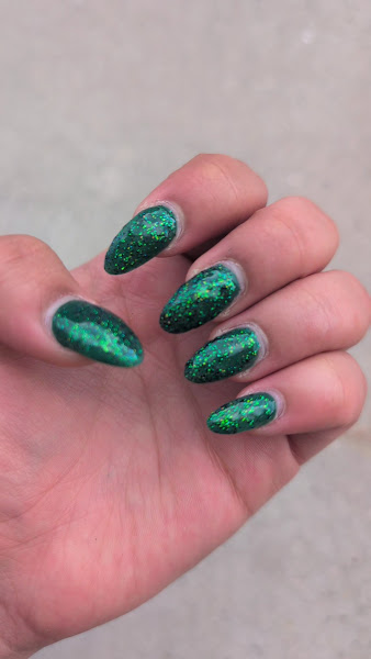Luxury Nail Salon 3