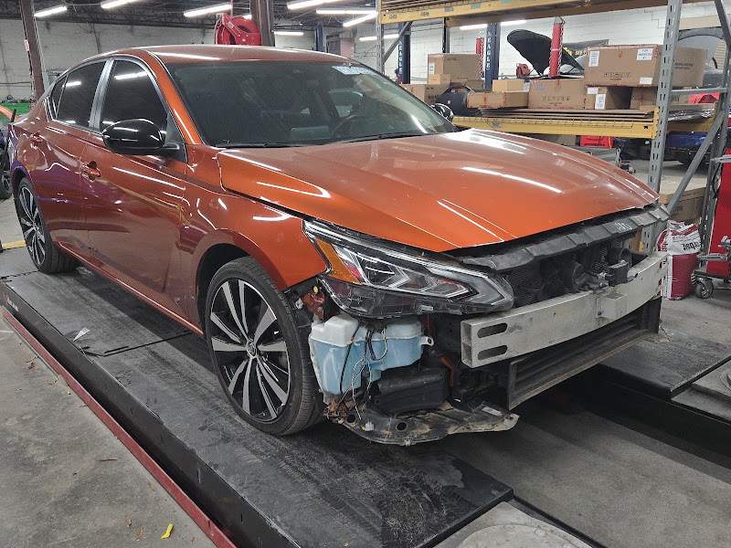 Deluxe Paint & Body Works 5