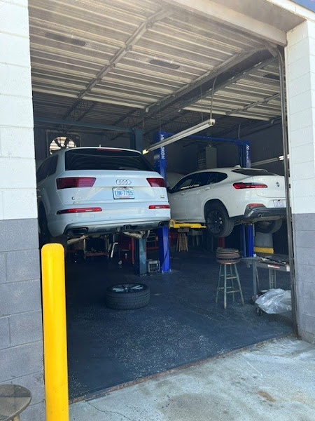 Lawrence's Automotive Service 2