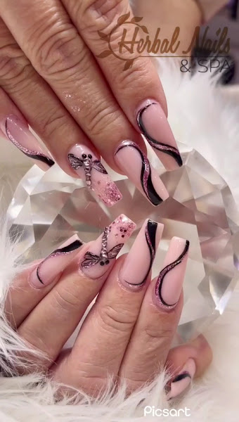 HERBAL NAILS & LASHES 2
