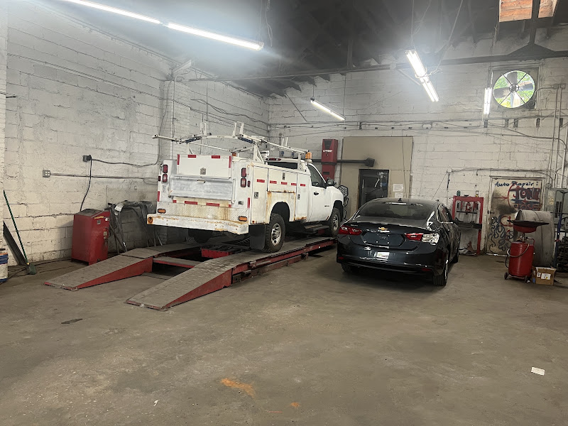 Americana Autos Tires and Mechanic 5