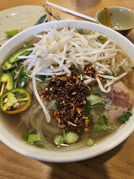 Pho Hong 4