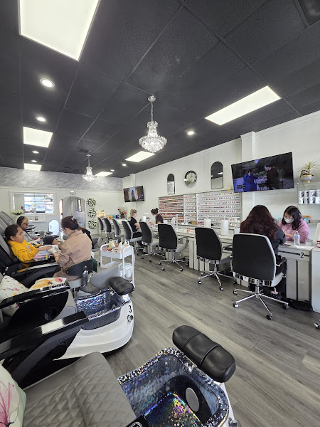 Peony Nails Lounge 3